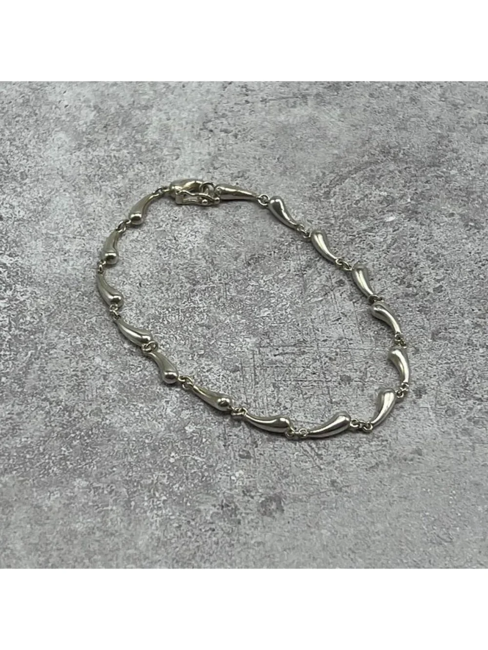 Tiffany & Co Elsa Peretti Teardrop Bracelet